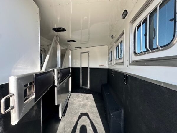 Lakota Horse Trailers