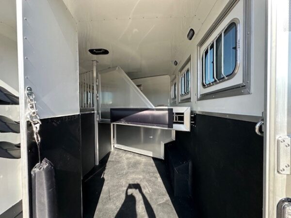 Lakota Horse Trailers