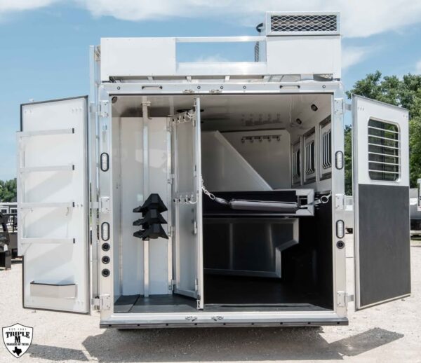 Lakota Horse Trailers for Sale
