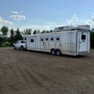 Logan Coach Horse Trailers