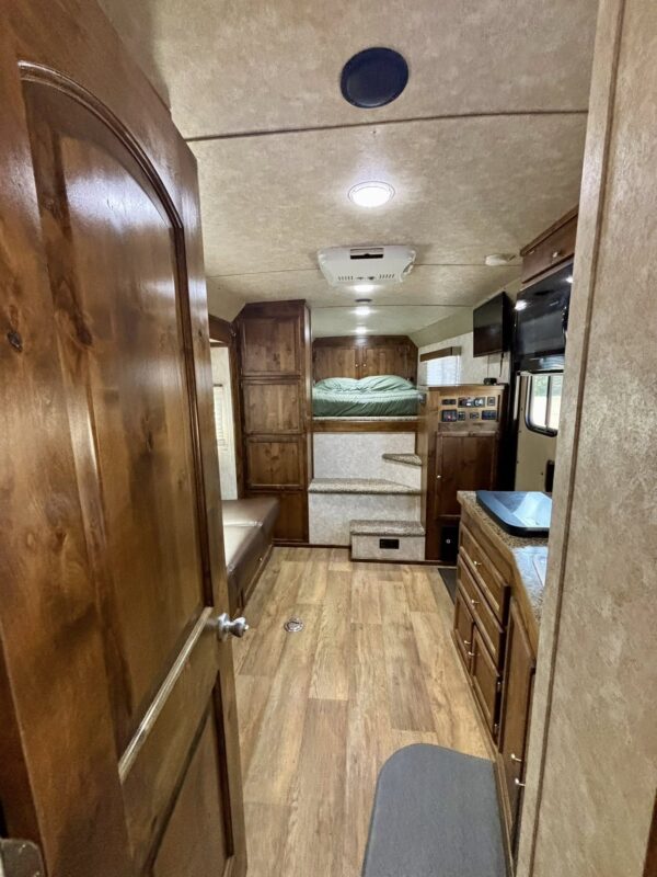 Logan Coach Horse Trailers