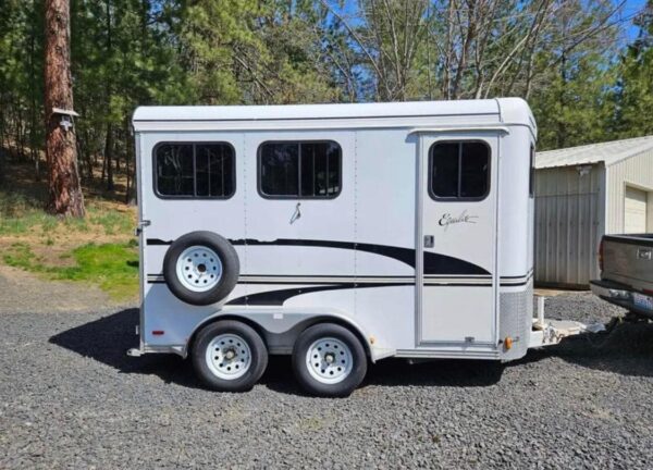 Merhow Horse Trailers