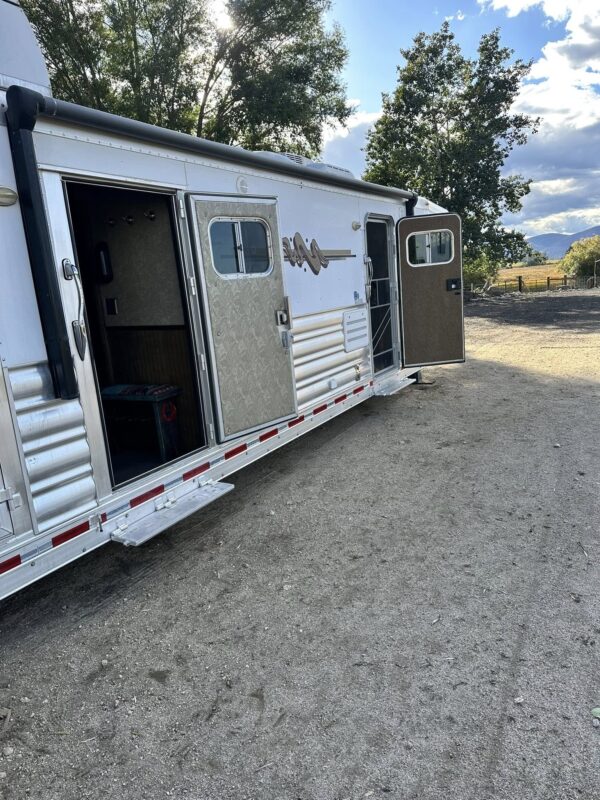 2007 Platinum Horse Trailers - 4 Horse with 17' Short Wall Plus Slide - $94,600 - Image 24