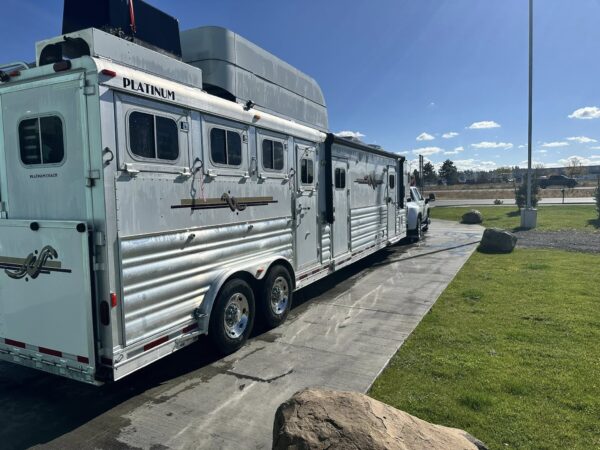 2007 Platinum Horse Trailers - 4 Horse with 17' Short Wall Plus Slide - $94,600 - Image 3