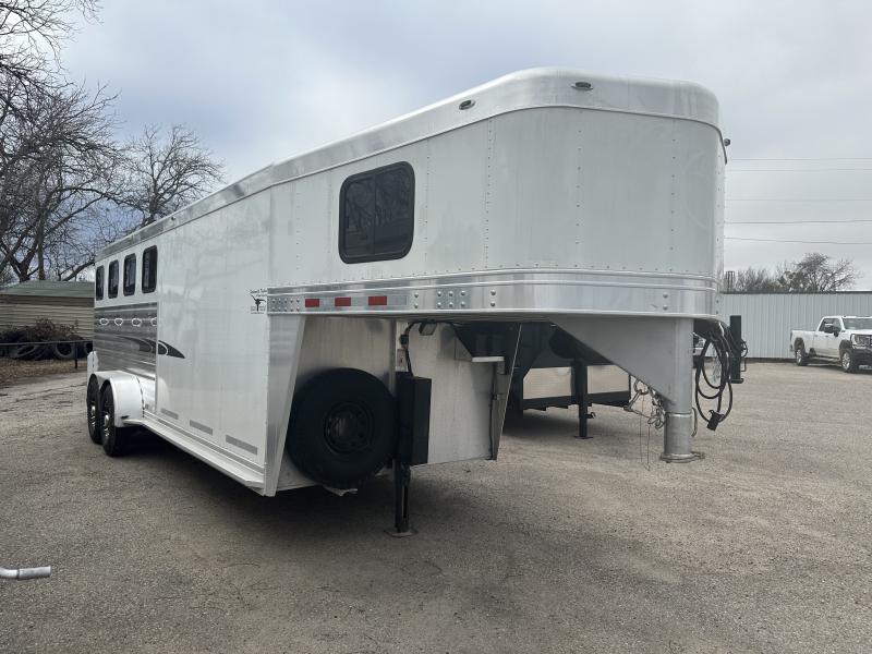 Cherokee Horse Trailers