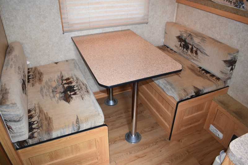 2007 3 Horse Trailers for Sale - American Spirit 8308LQ with 8' Short Wall - $23,500 - Image 11