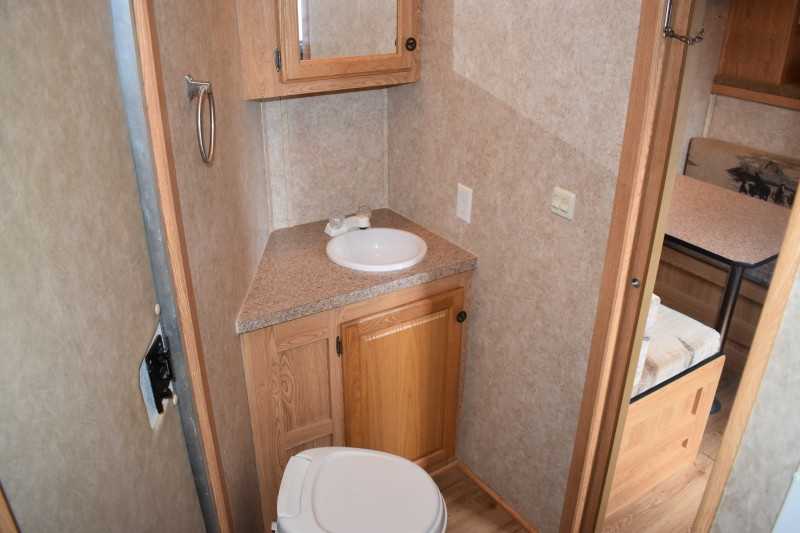 2007 3 Horse Trailers for Sale - American Spirit 8308LQ with 8' Short Wall - $23,500 - Image 19