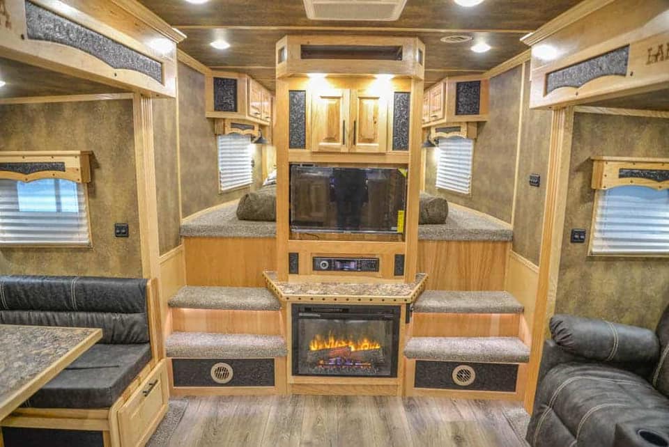 2024 Lakota 4 Horse Horse Trailers for Sale - Big Horn 8417 Double Slide - $113,000 - Image 27