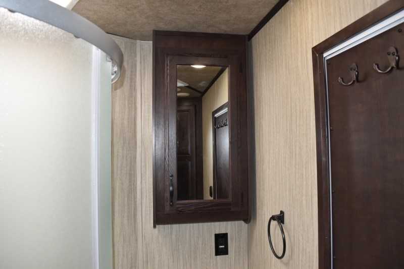 Bison Horse Trailers for Sale