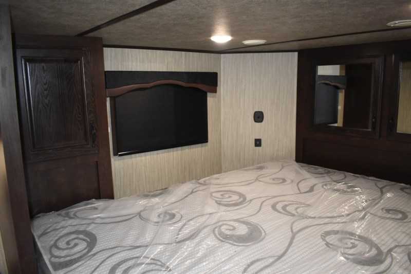 Bison Horse Trailers for Sale