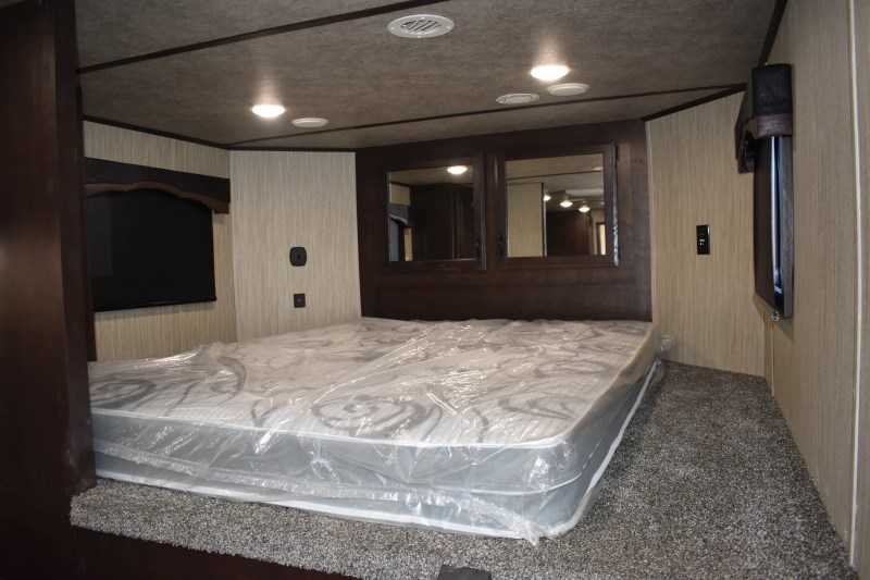 Bison Horse Trailers for Sale