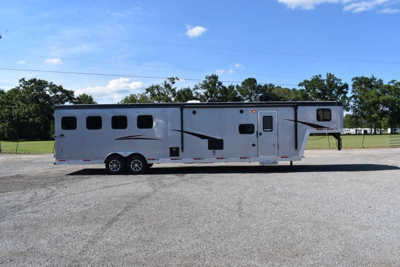 Bison Horse Trailers for Sale