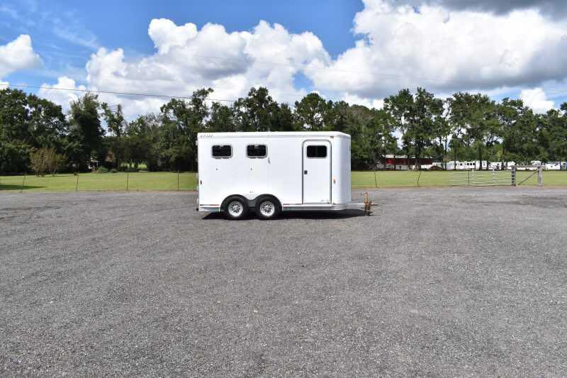 Exiss horse trailers