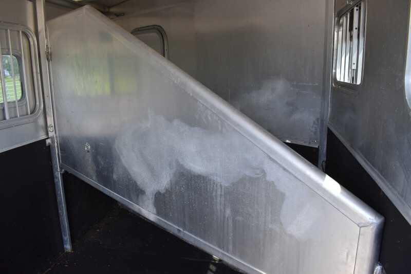 Exiss horse trailers