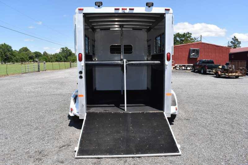 Sundowner Horse Trailers