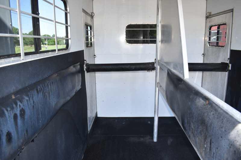 Sundowner Horse Trailers