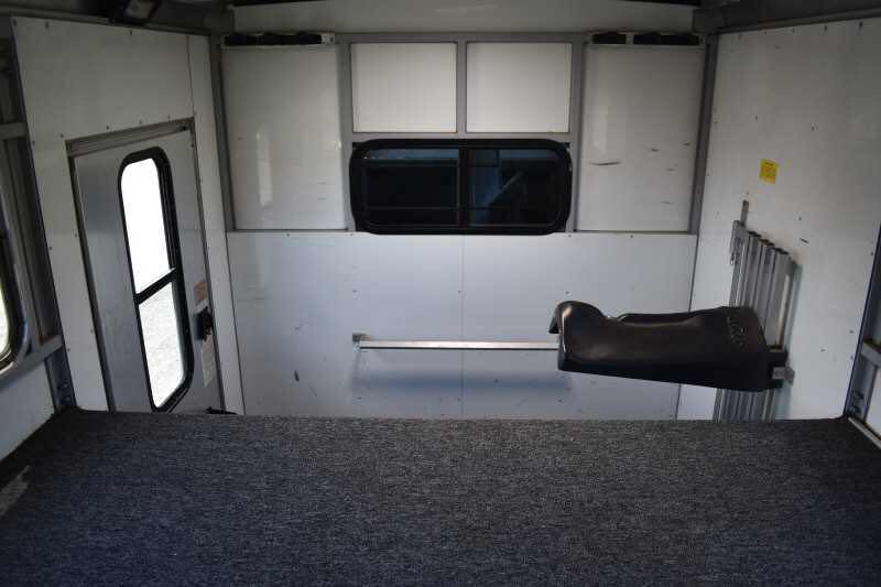 Sundowner Horse Trailers