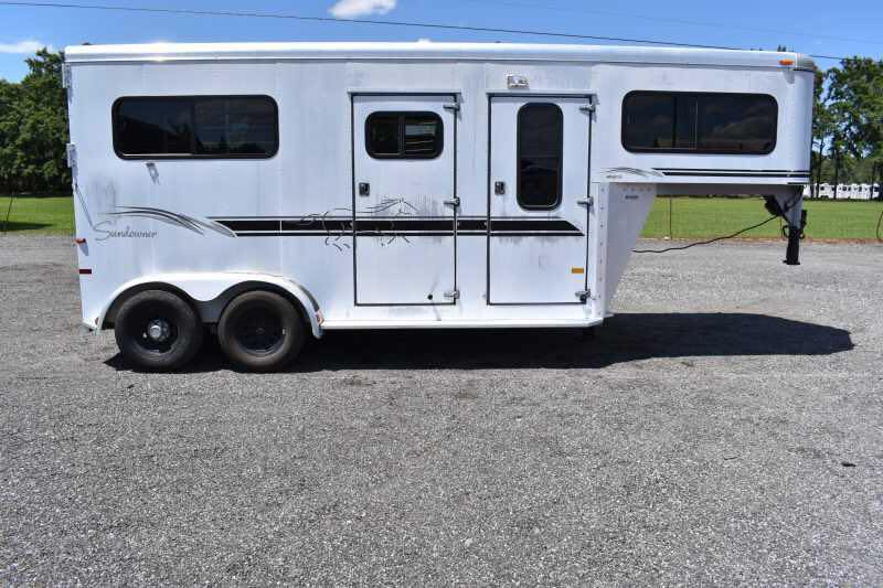 Sundowner Horse Trailers