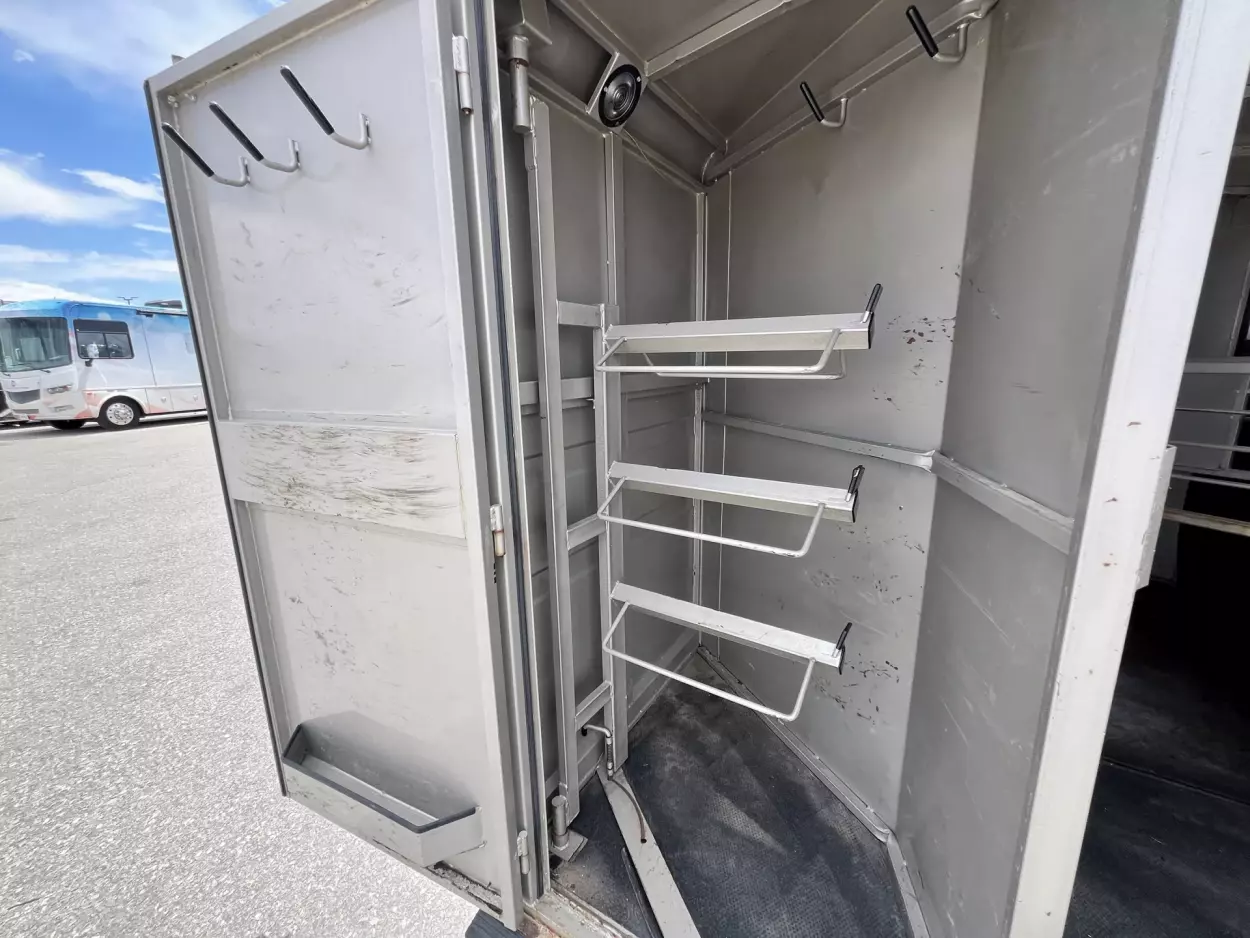 Titan Horse Trailers