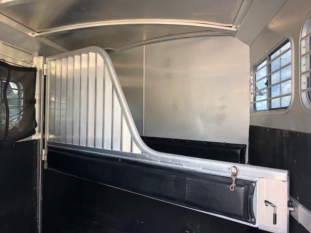 Used 4 Star Horse Trailers for Sale