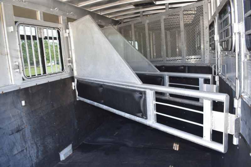 Adams Horse Trailers