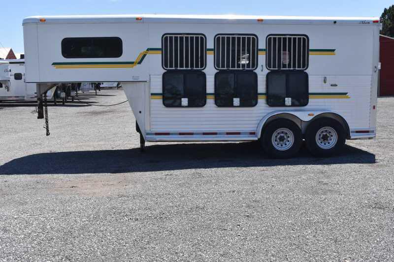 Adams Horse Trailers