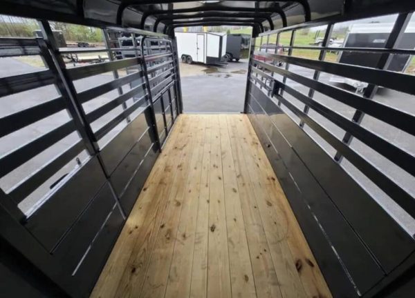 Bumper Pull Livestock Trailers