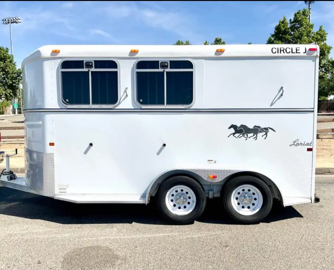 Circle J Horse Trailers