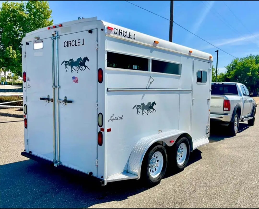 Circle J Horse Trailers