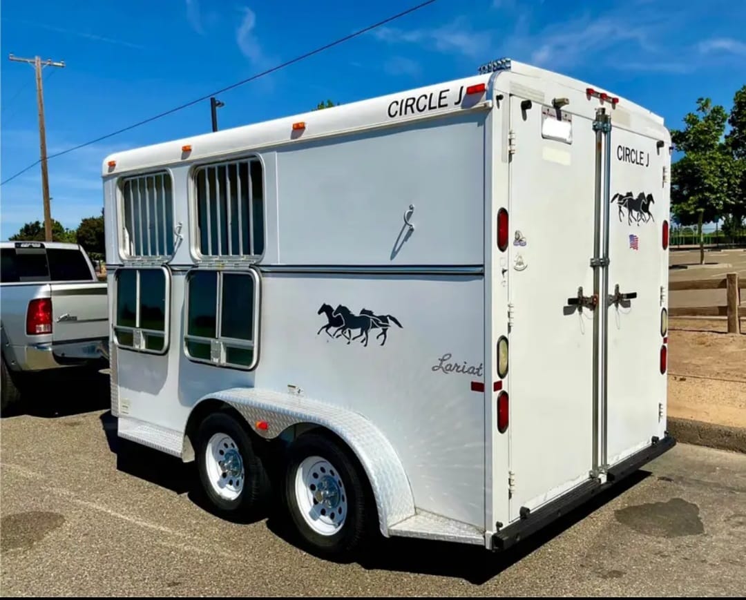 Circle J Horse Trailers