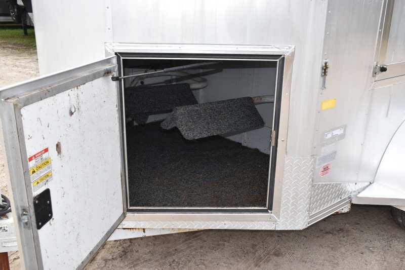 CM horse trailers