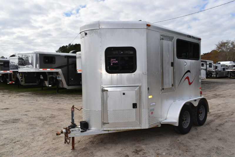 CM horse trailers