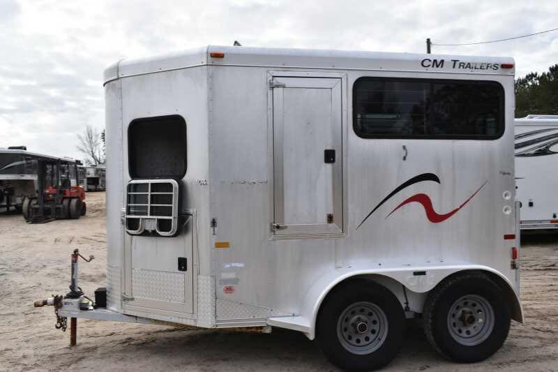 CM horse trailers