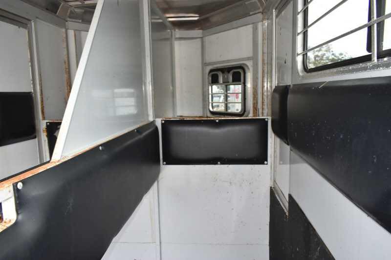 CM horse trailers