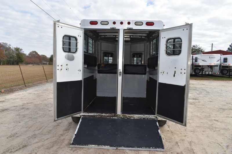 CM horse trailers