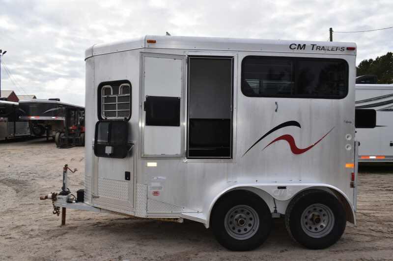 CM horse trailers