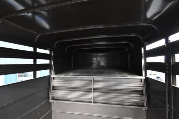 corn pro livestock trailers