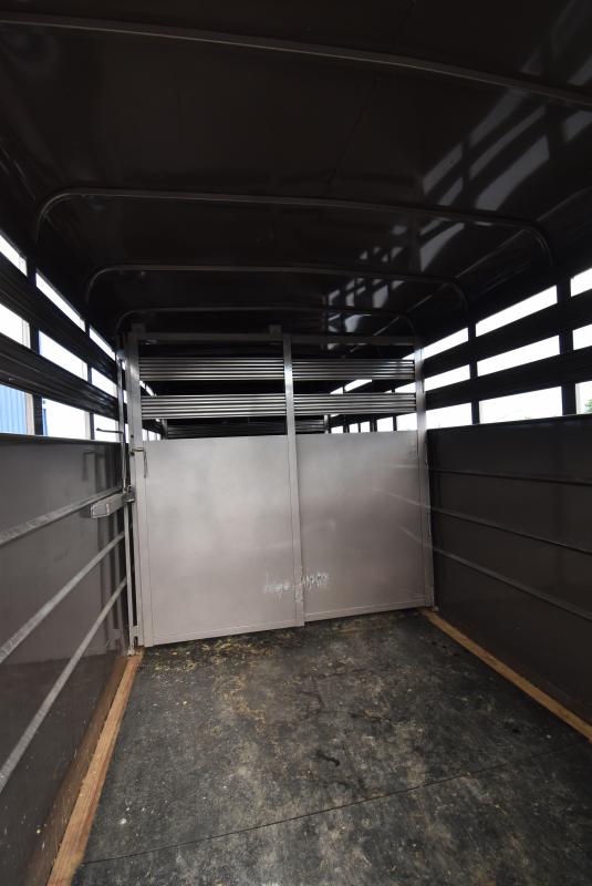 corn pro livestock trailers