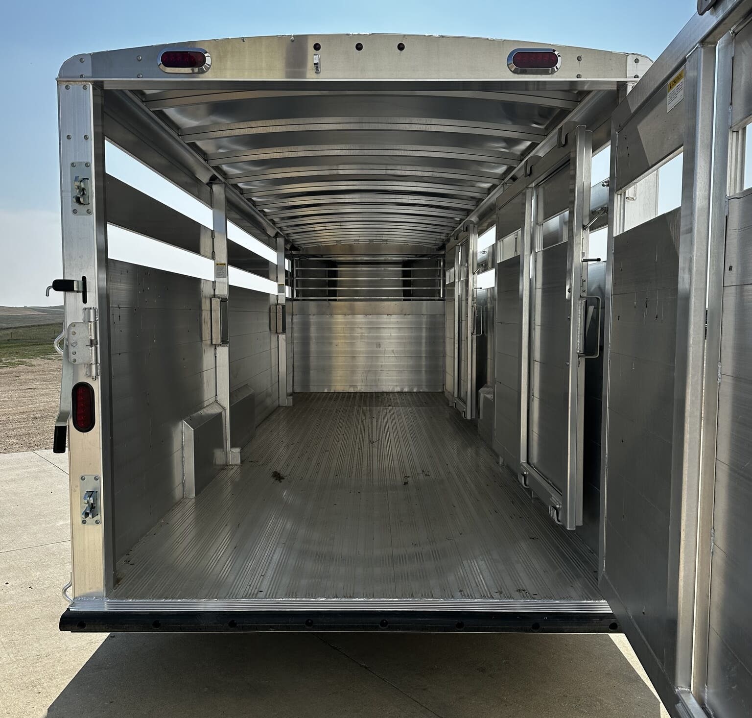 hillsboro livestock trailers
