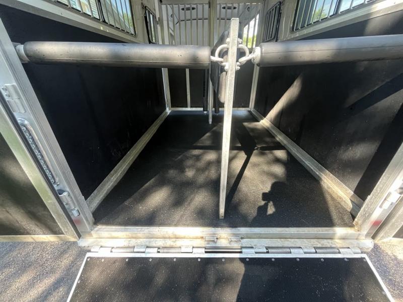 Shadow Horse Trailers 3 Horse