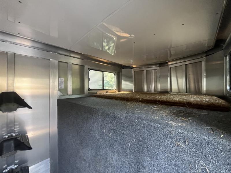 Shadow Horse Trailers 3 Horse