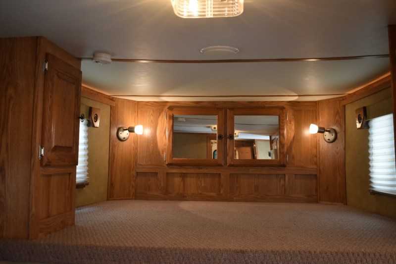 2007 Used 4 Horse Trailers for Sale - American Spirit 8410GLQ with 10' Short Wall - $21,800 - Image 23