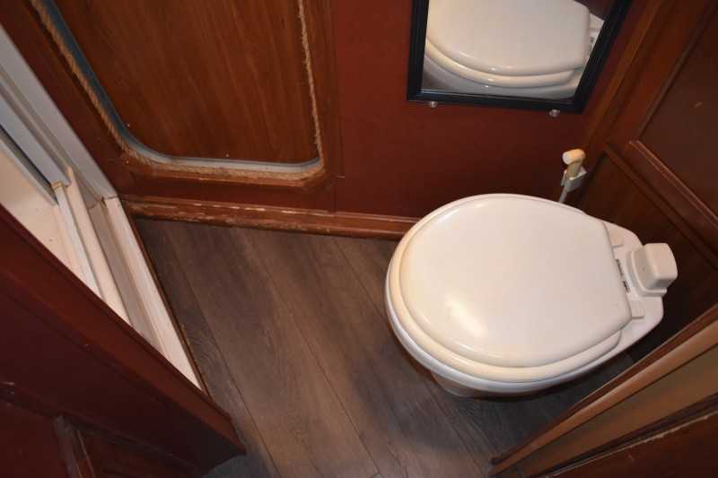 2006 Used Exiss Horse Trailers for Sale - 7407LQ 4 Horse with 7' Short Wall - $18,550 - Image 13