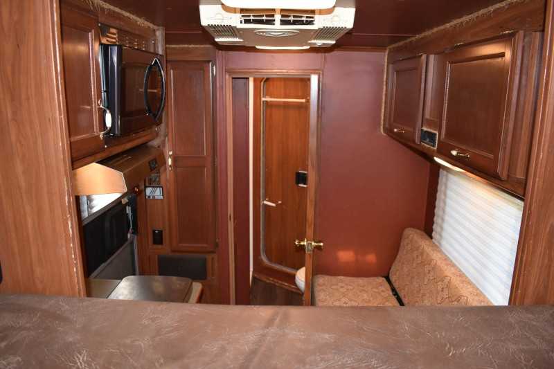 2006 Used Exiss Horse Trailers for Sale - 7407LQ 4 Horse with 7' Short Wall - $18,550 - Image 14