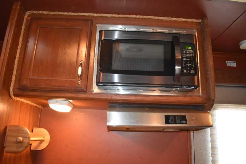 Used Exiss Horse Trailers for Sale