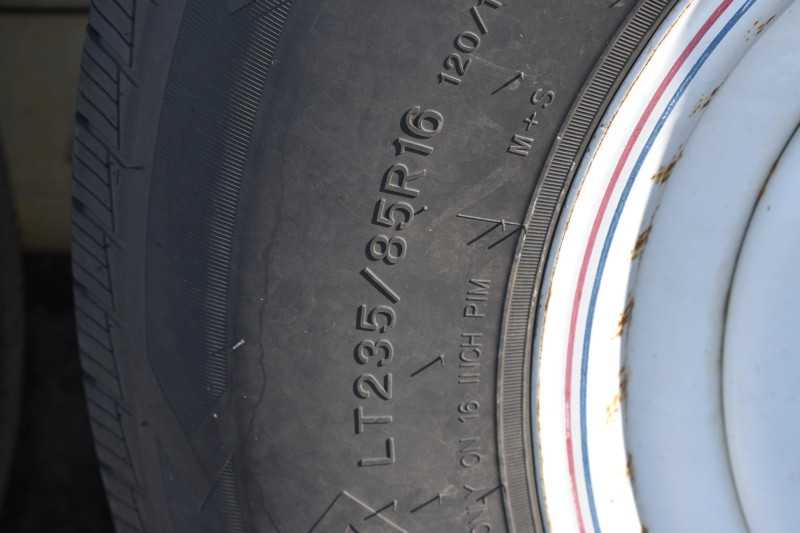 2006 Used Exiss Horse Trailers for Sale - 7407LQ 4 Horse with 7' Short Wall - $18,550 - Image 27