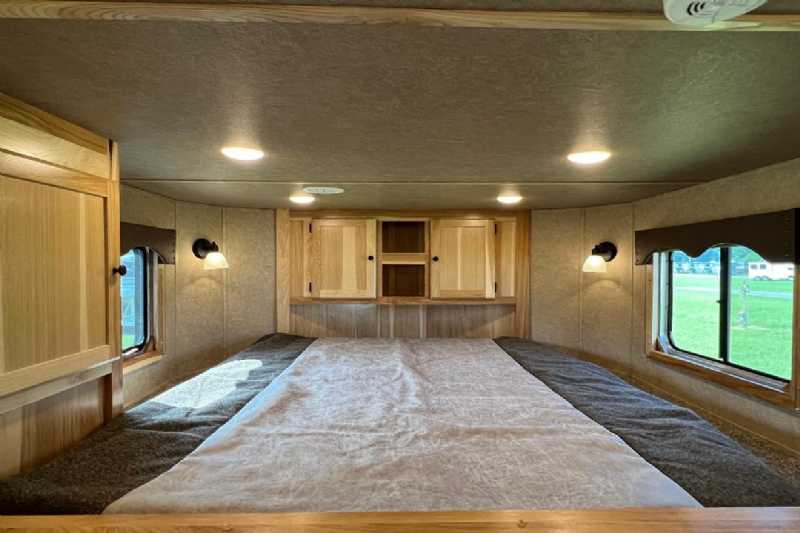 used Lakota horse trailers for sale