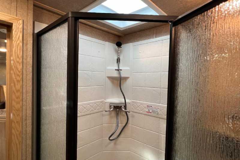 used Lakota horse trailers for sale