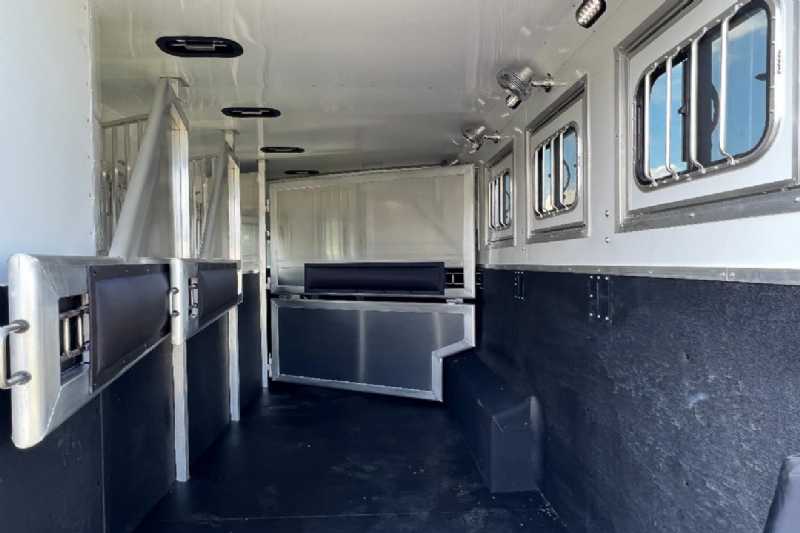 used Lakota horse trailers for sale