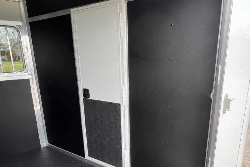 Used Shadow Horse Trailers for Sale